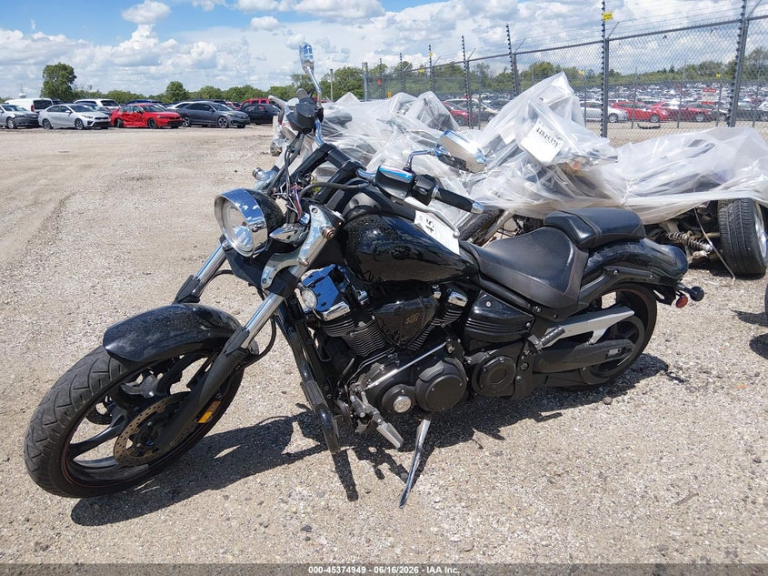 2015 YAMAHA XV1900 auction photo 2