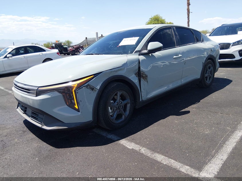 2025 KIA K4 auction photo 2