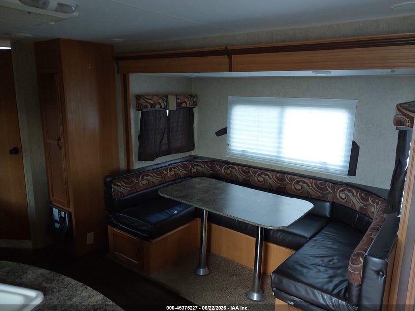 2014 KZ CONNECT C250BHS auction photo 6