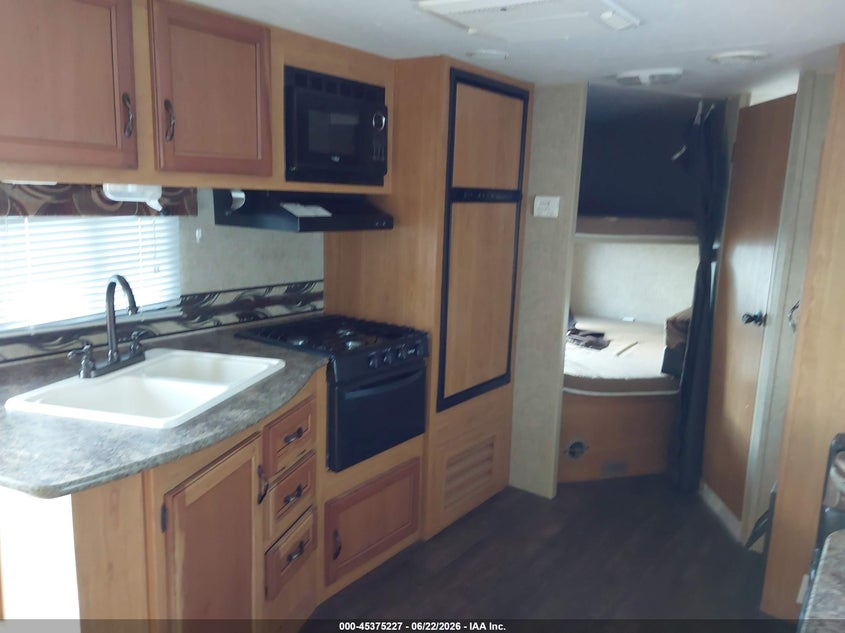 2014 KZ CONNECT C250BHS auction photo 7