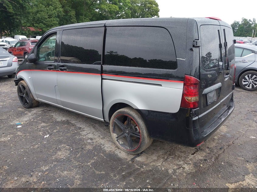 2017 MERCEDES-BENZ METRIS auction photo 3