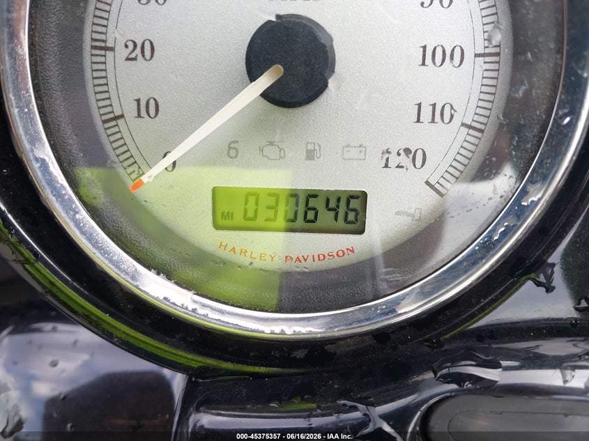 2012 Harley-Davidson Fltrx Road Glide Custom VIN: 1HD1KHM10CB687536 Lot: 45375357