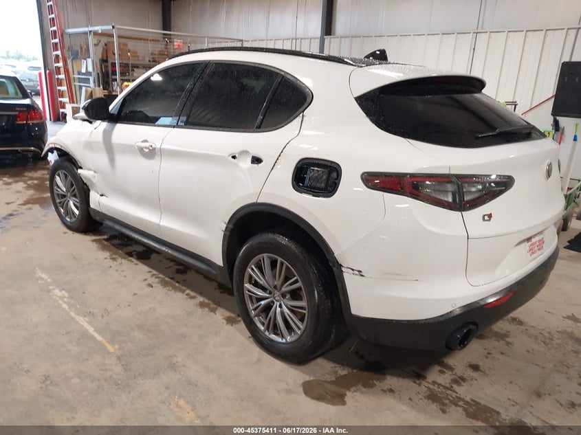 Vin: zaspakan7r7d84792, lot: 45873397, alfa romeo stelvio sprint awd 20243
