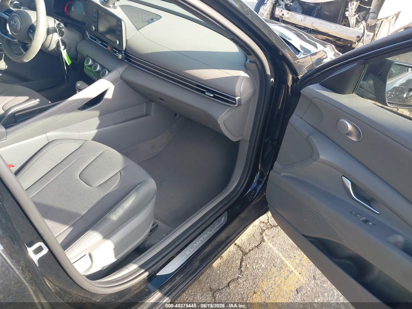 VIN KMHLL4DG1RU741097 2024 HYUNDAI ELANTRA SE