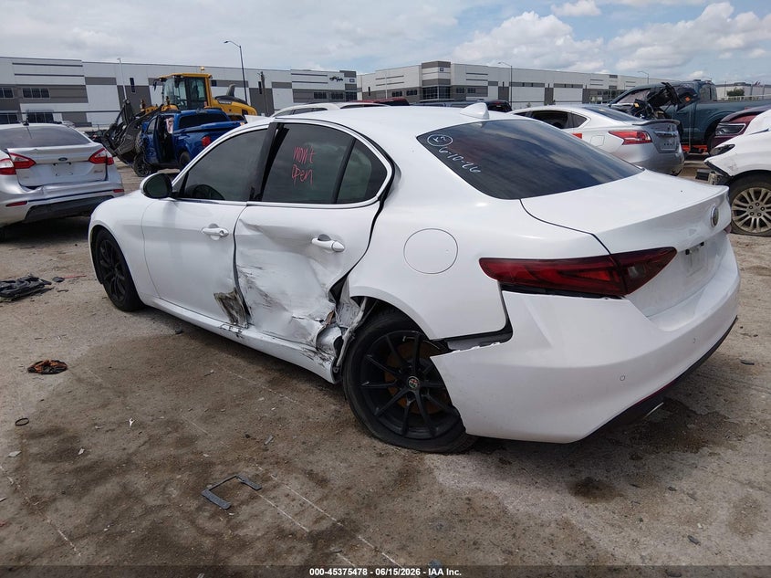 2020 ALFA ROMEO GIULIA auction photo 3