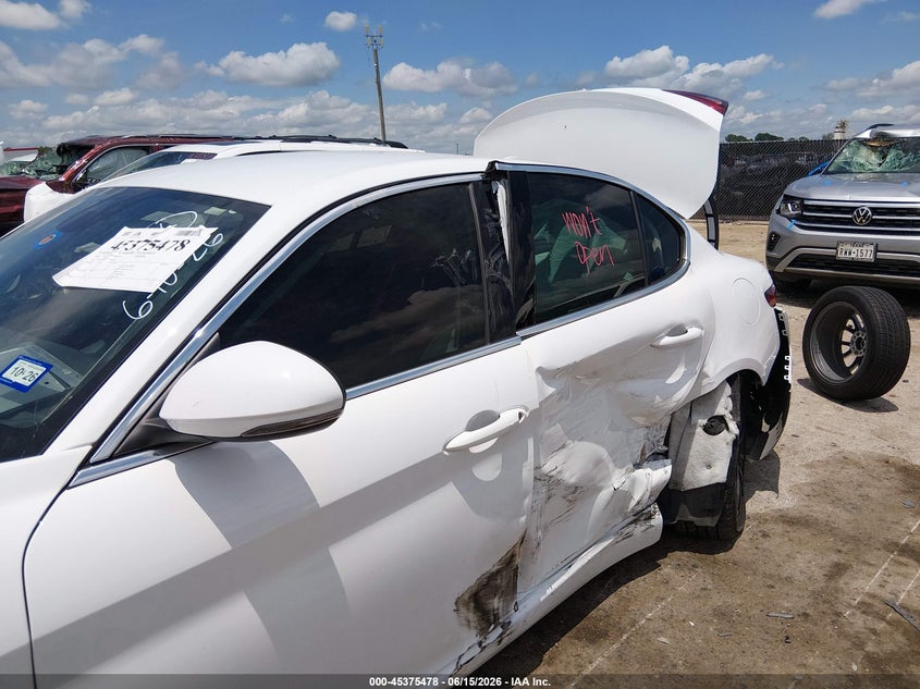 2020 ALFA ROMEO GIULIA auction photo 6