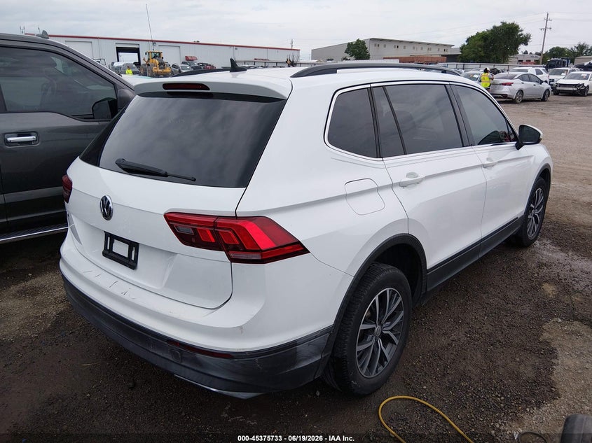 2019 VOLKSWAGEN TIGUAN auction photo 4