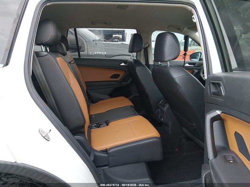 2019 VOLKSWAGEN TIGUAN auction photo 8
