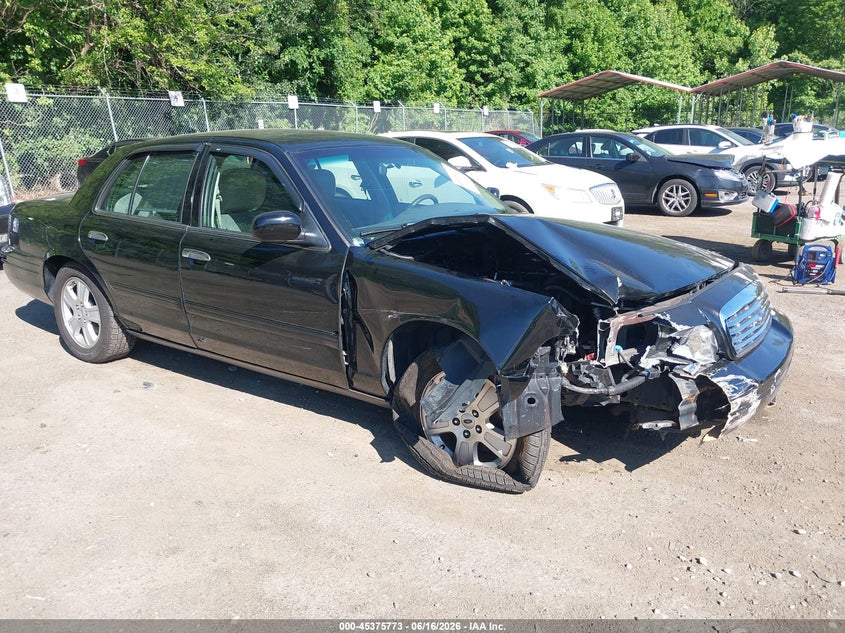 Vin: 2fabp7ev8bx184616, lot: 45873759, ford crown victoria lx 2011 img_1
