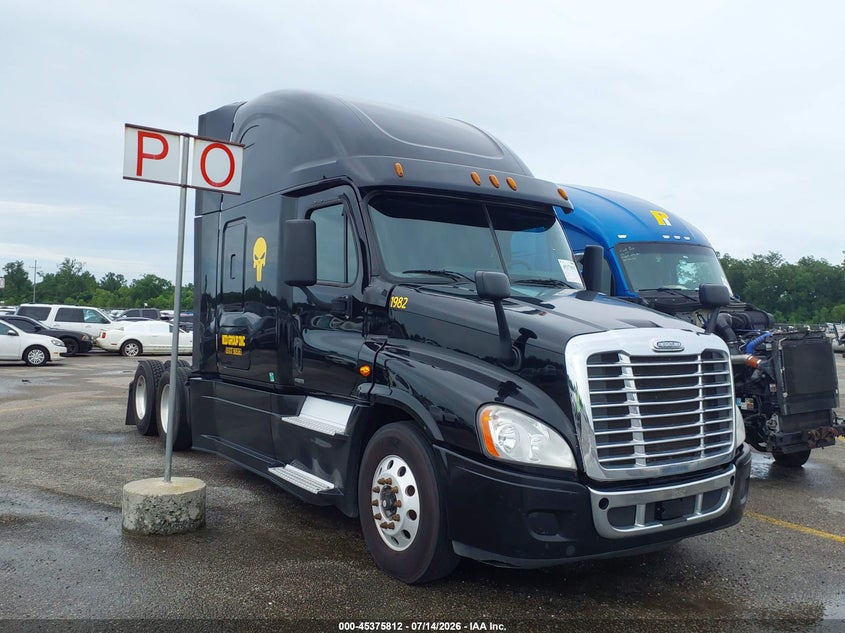 2017 FREIGHTLINER CASCADIA 125 auction photo 1