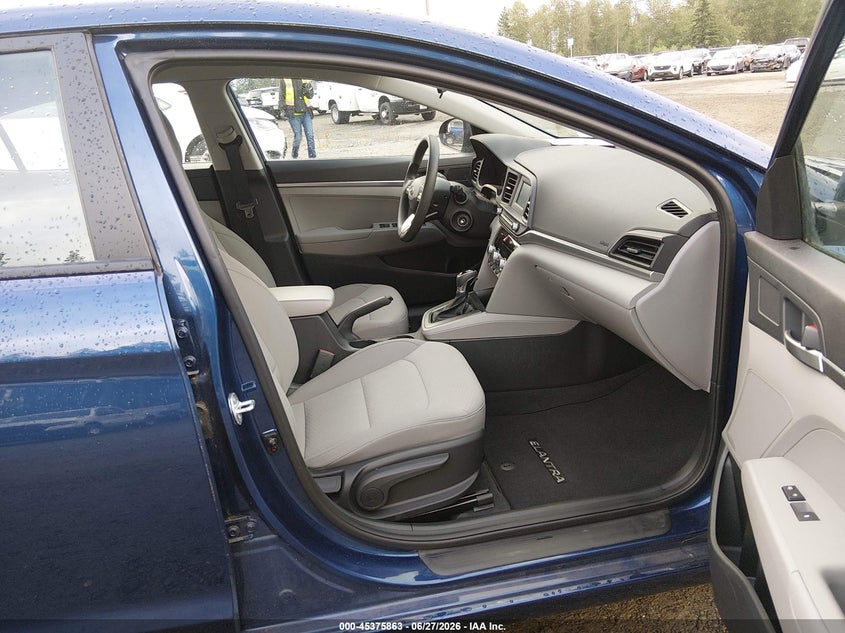 AtlanticExpress - Hyundai Elantra