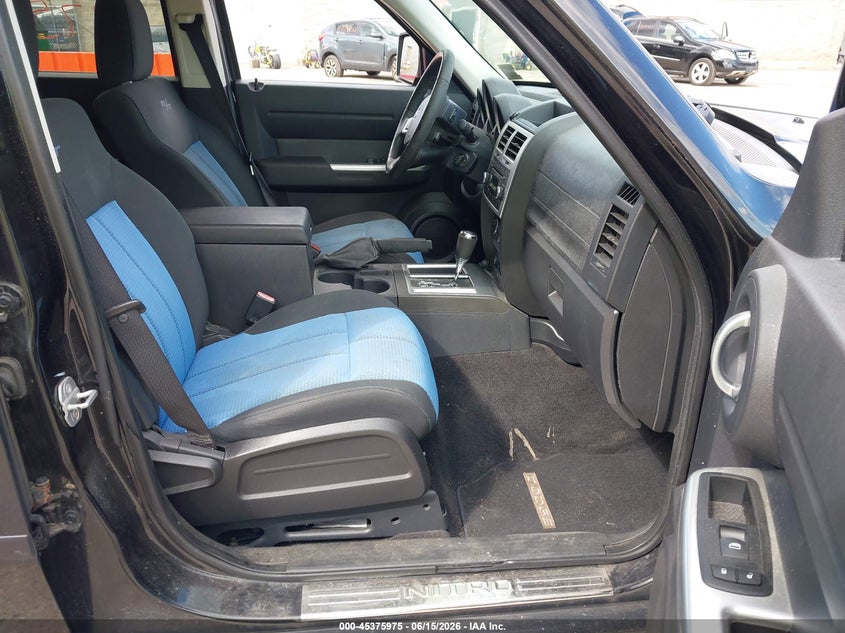 2008 DODGE NITRO auction photo 5