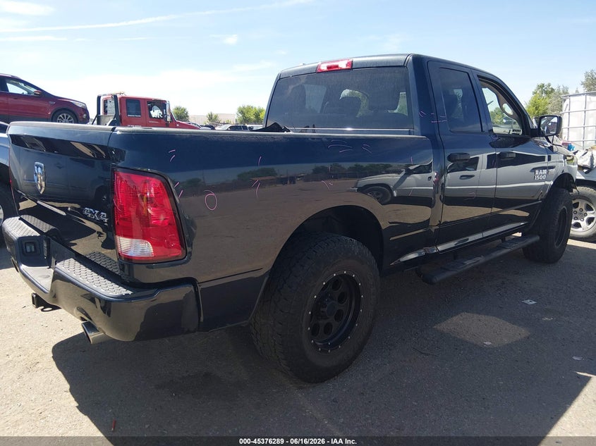 2017 RAM 1500 auction photo 4
