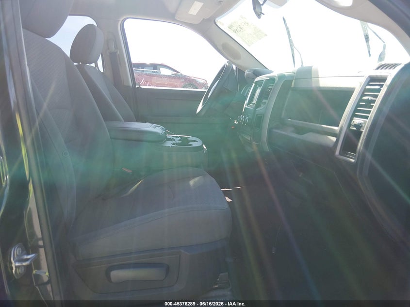 2017 RAM 1500 auction photo 5