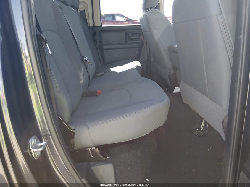 2017 RAM 1500 auction photo 8