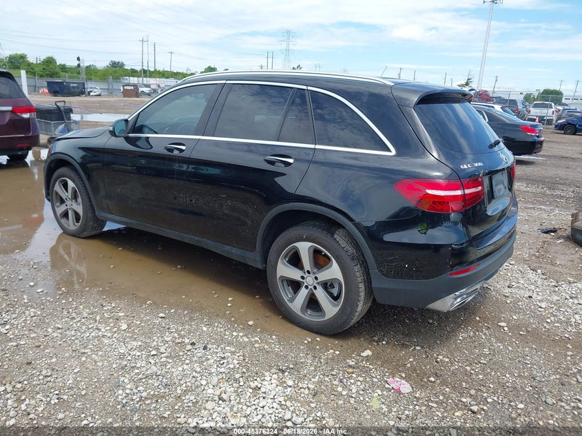 AtlanticExpress - Mercedes-Benz GLC-Class