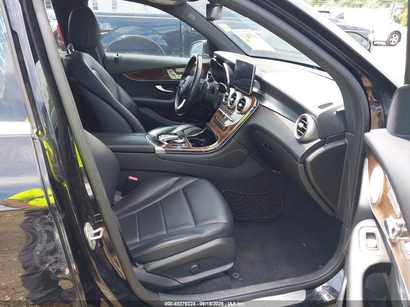 AtlanticExpress - Mercedes-Benz GLC-Class