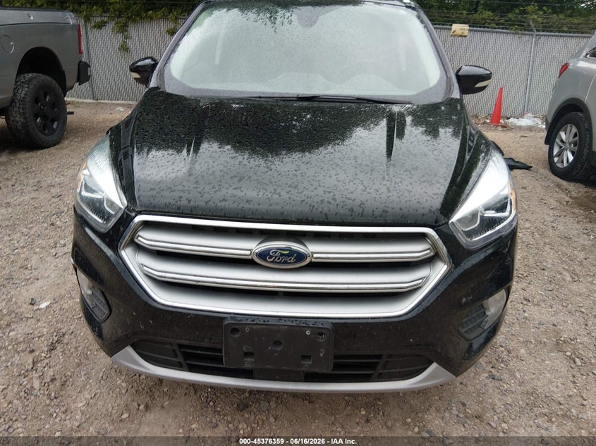 VIN 1FMCU9J97HUD86547 2017 FORD ESCAPE TITANIUM