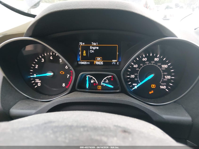 VIN 1FMCU9J97HUD86547 2017 FORD ESCAPE TITANIUM