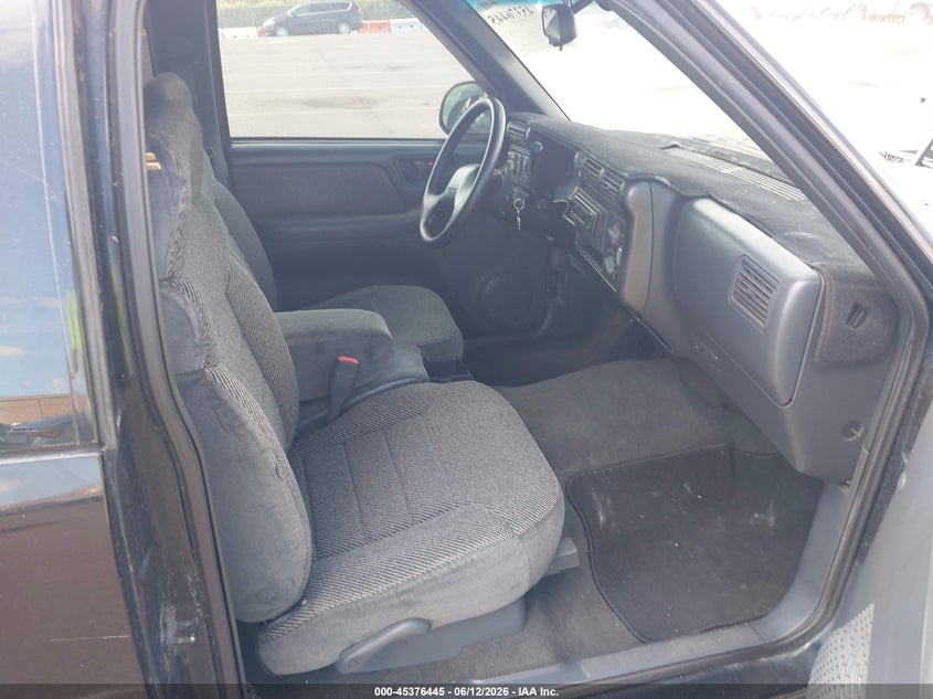 1994 CHEVROLET S TRUCK auction photo 5