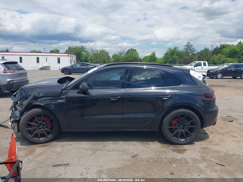 2017 Porsche Macan Gts VIN: WP1AG2A53HLB53101 Lot: 45376490