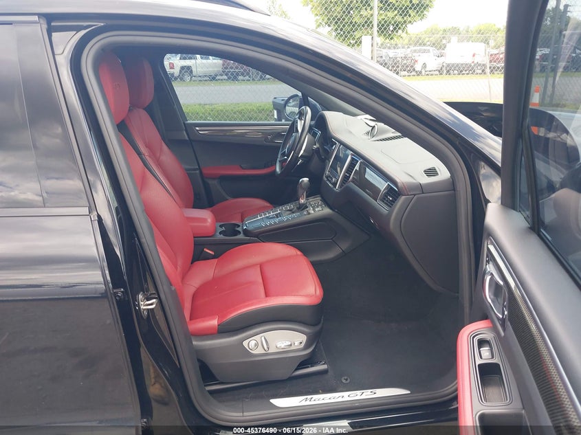 2017 PORSCHE MACAN auction photo 5