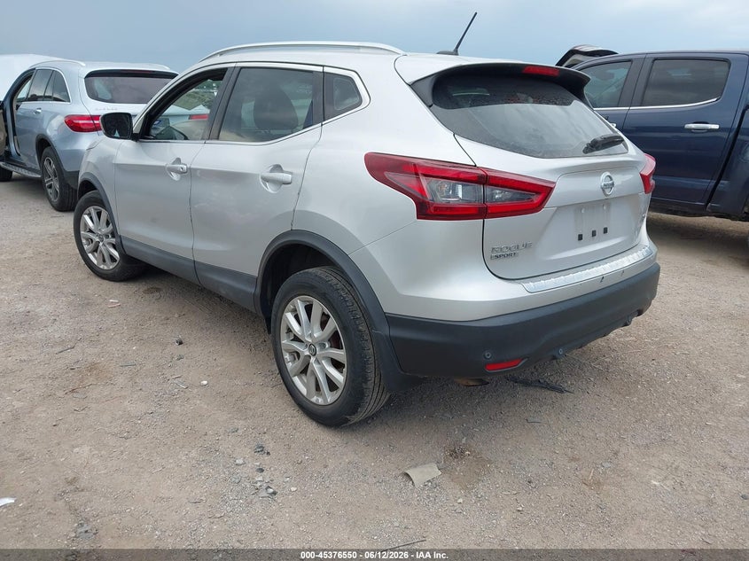 2020 NISSAN ROGUE SPORT auction photo 3