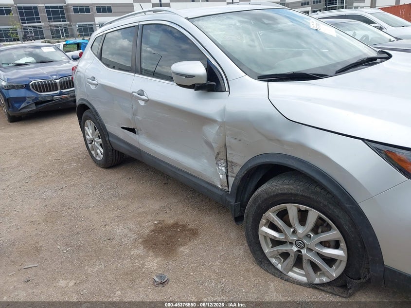 2020 NISSAN ROGUE SPORT auction photo 6