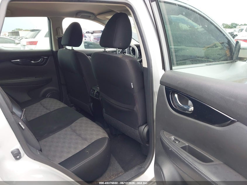 2020 NISSAN ROGUE SPORT auction photo 8