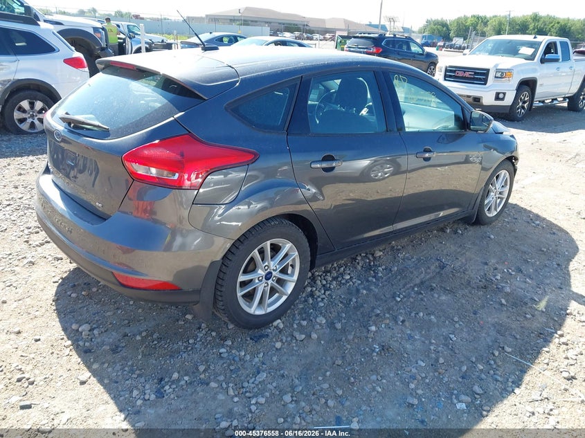Vin: 1fadp3k24hl275593, lot: 45874544, ford focus se 20174