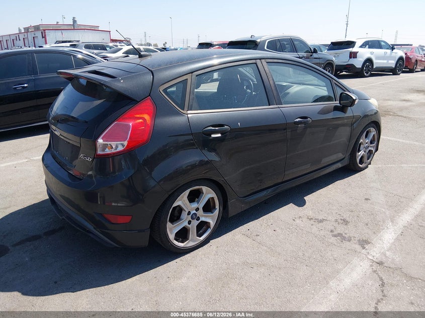 2014 FORD FIESTA auction photo 4