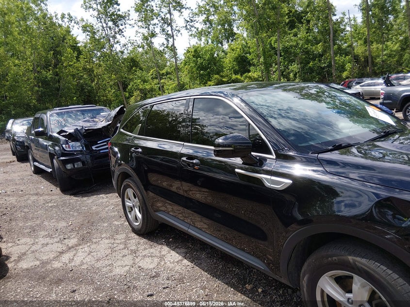 VIN 5XYRG4LC0MG065186 2021 KIA SORENTO LX