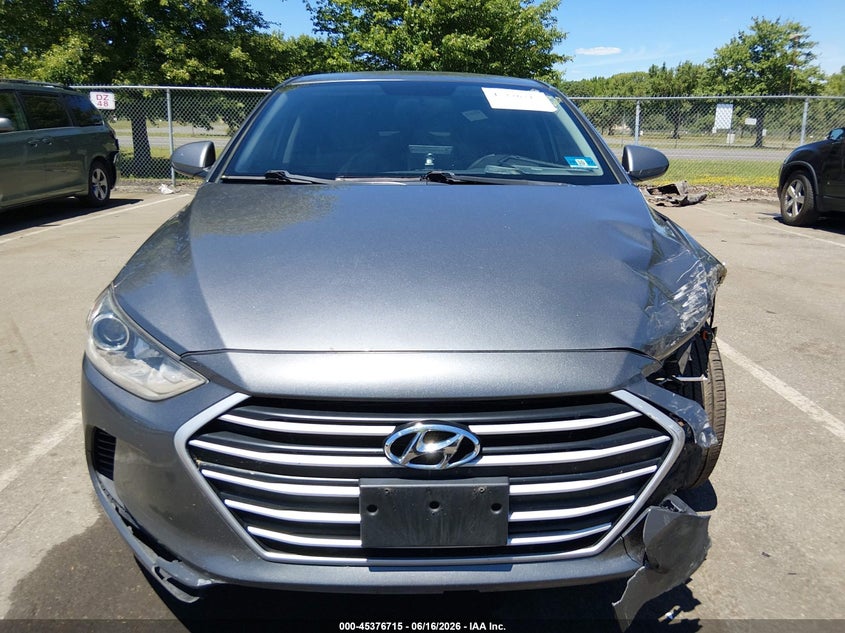 VIN 5NPD74LF9JH286732 2018 HYUNDAI ELANTRA SE