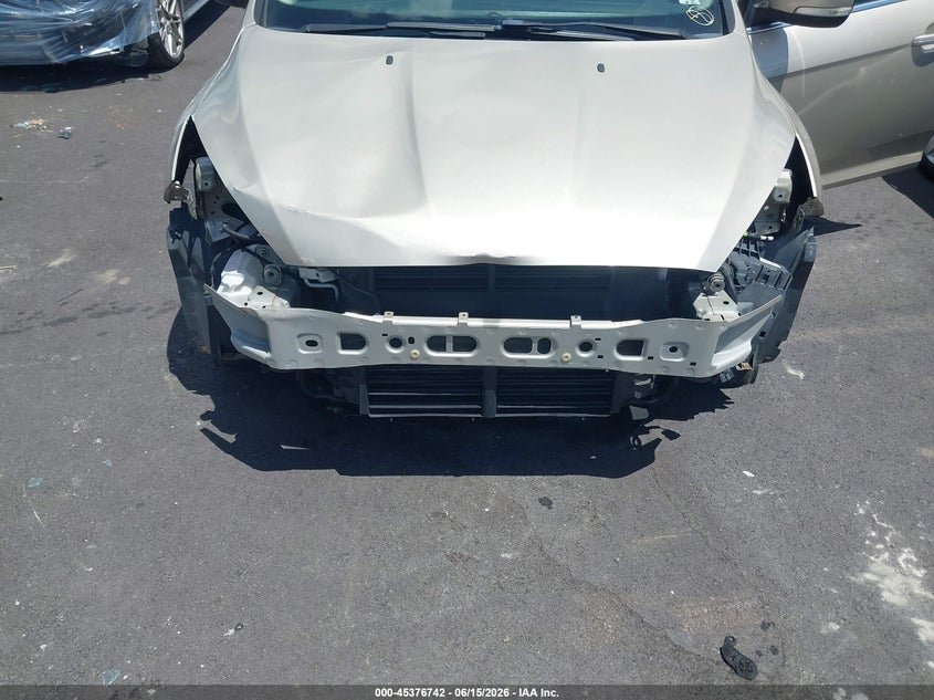 VIN 1FADP3N28HL324709 2017 FORD FOCUS TITANIUM