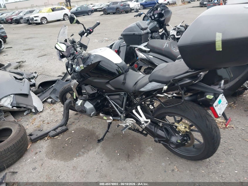 2023 BMW R 1250 R VIN: WB10M7307P6G94928 Lot: 45376903