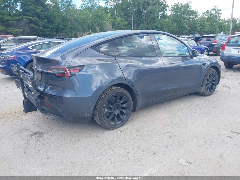 2021 TESLA MODEL Y auction photo 4
