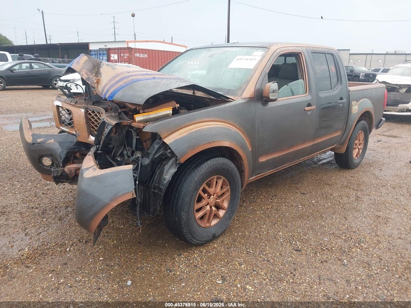 2017 NISSAN FRONTIER auction photo 2