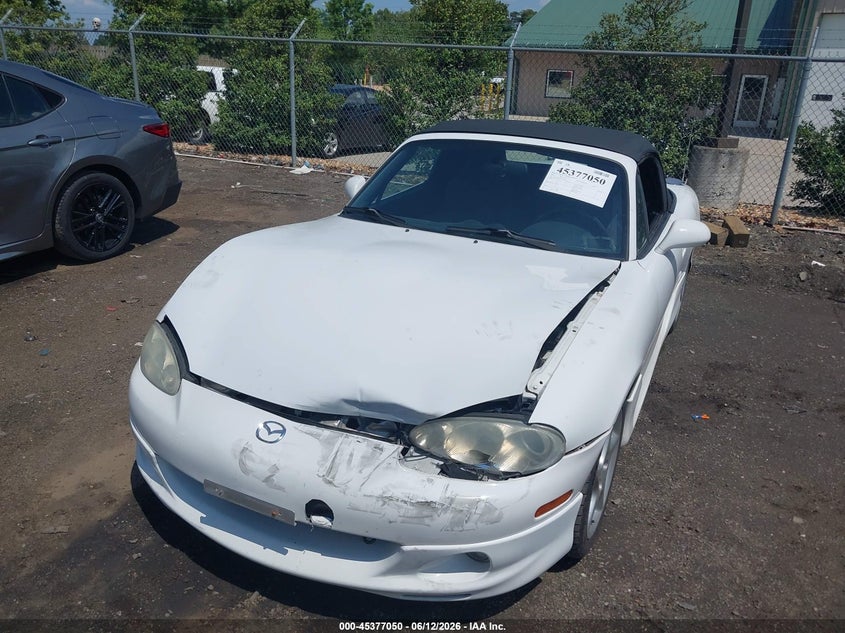 2003 Mazda Mx-5 Miata Cloth/Ls/Se/Shinsen VIN: JM1NB353330300608 Lot: 45377050