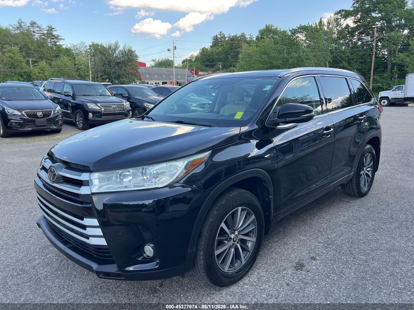 Vin: 5tdjzrfh6js558378, lot: 45875060, toyota highlander xle 20182