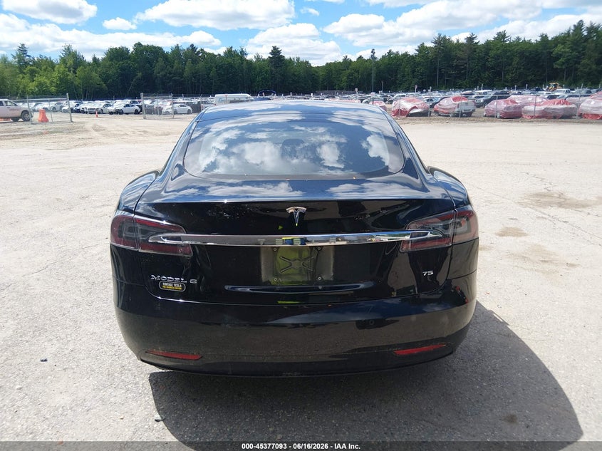 TESLA MODEL S - zdjęcie 16