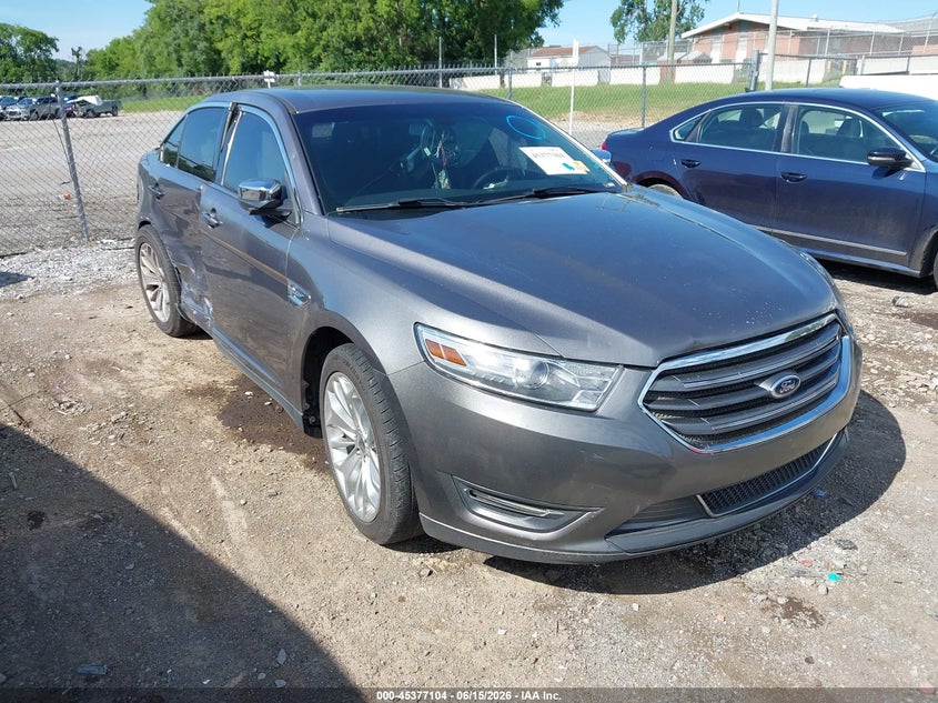 2013 FORD TAURUS auction photo 1