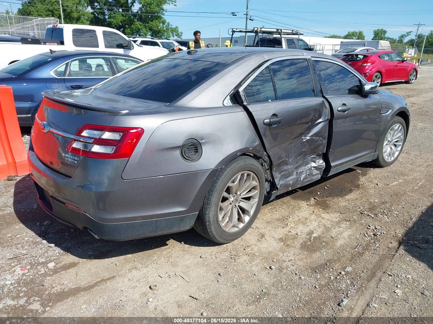 2013 FORD TAURUS auction photo 4