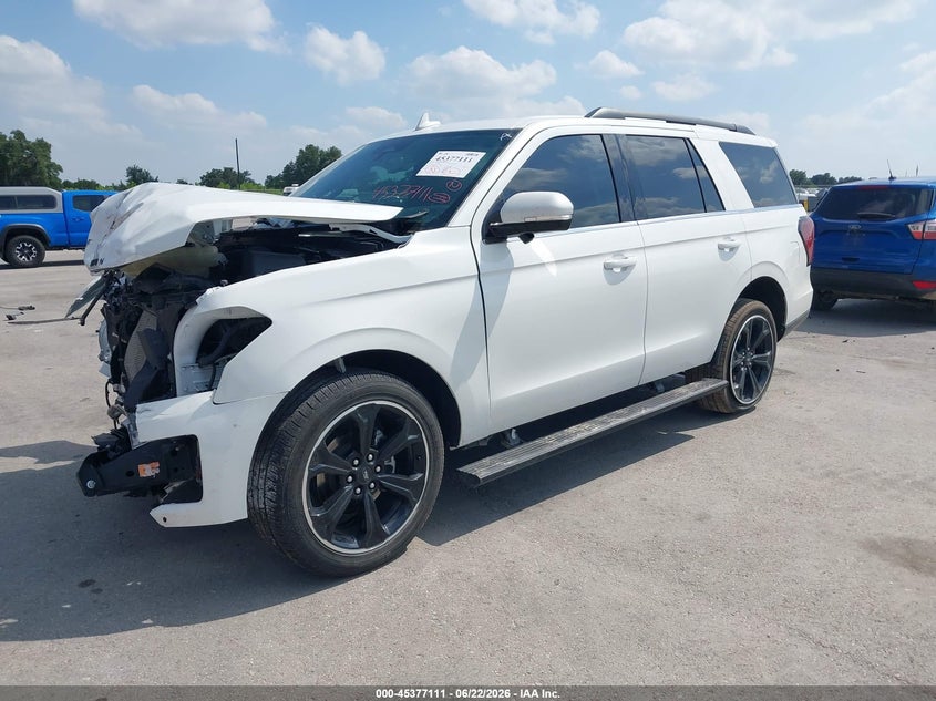2024 FORD EXPEDITION auction photo 2
