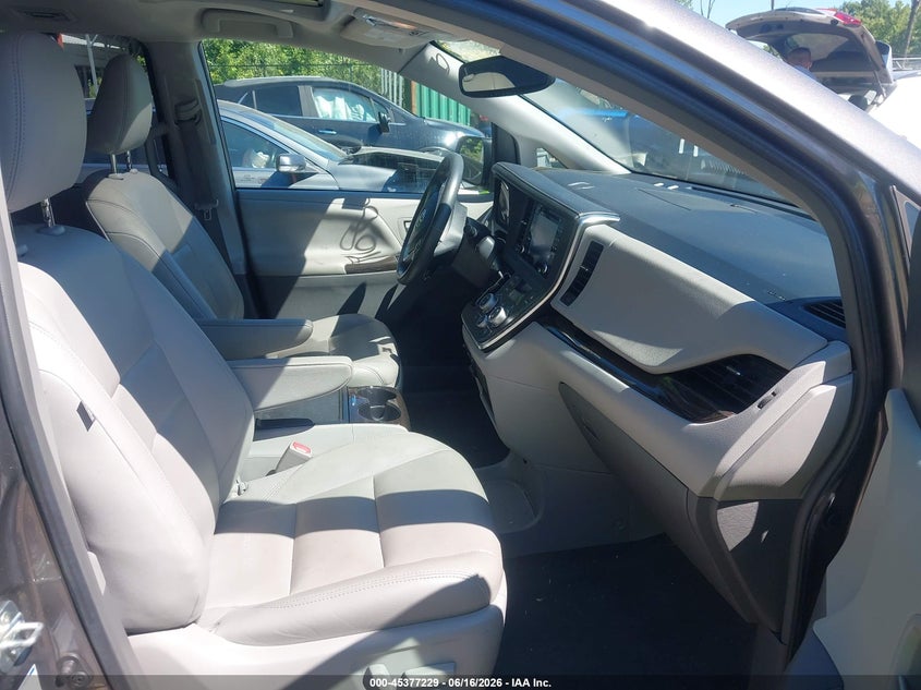 2018 TOYOTA SIENNA VAN 3.5L V-6 DI, DOHC, VVT, 296HP