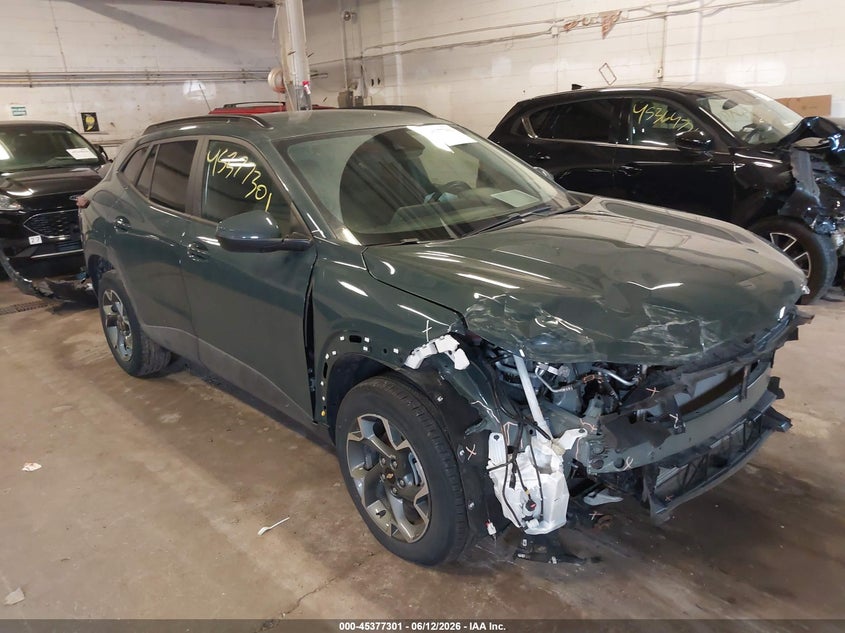2025 CHEVROLET TRAX auction photo 1