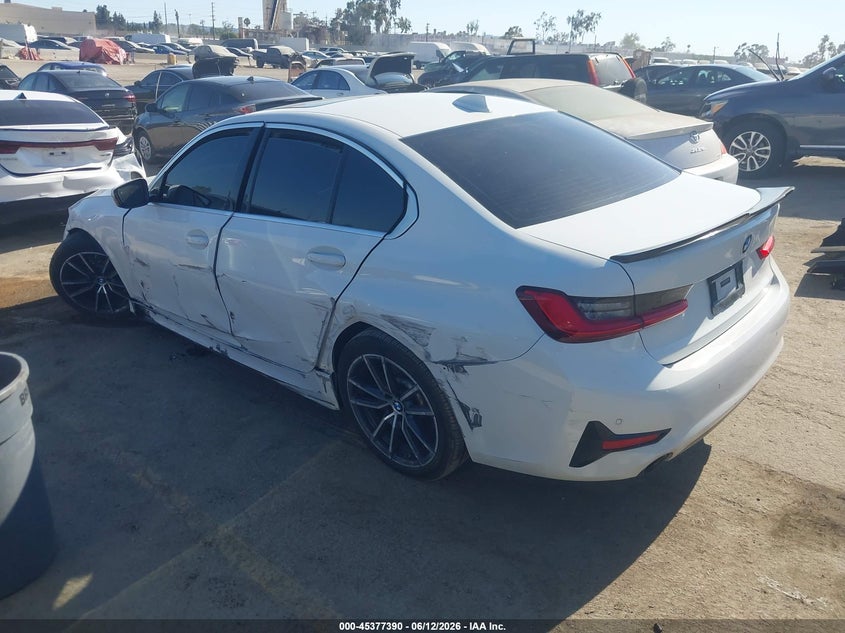 Vin: 3mw5r1j05l8b32405, lot: 45875376, bmw 330i 20203