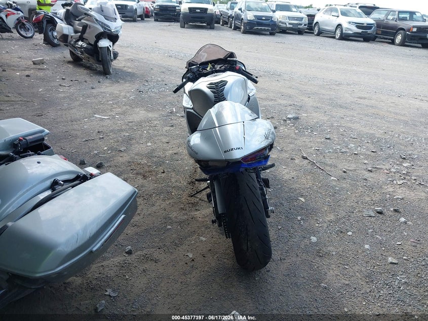2025 Suzuki Gsx1300 Rr VIN: JS1EJ11B1S7100508 Lot: 45377397