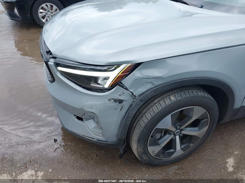 2024 Volvo Xc40 B5 Core Bright Theme/B5 Core Dark Theme VIN: YV4L12UK3R2287818 Lot: 45377407