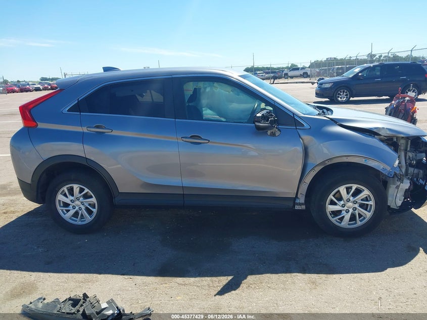 2018 Mitsubishi Eclipse Cross Es VIN: JA4AT3AA1JZ067637 Lot: 45377429