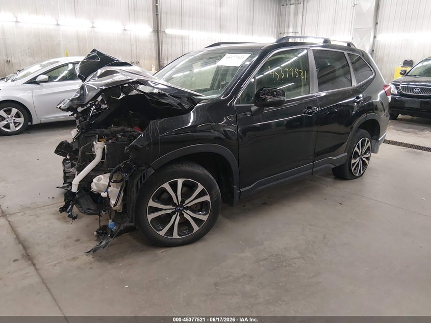 2021 SUBARU FORESTER auction photo 2